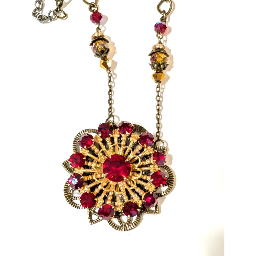 Victorian Style Red Glass Necklace Adjustable 2